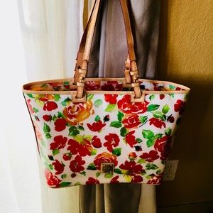 💥Dooney & Bourke Tote/Shoulder bag💥